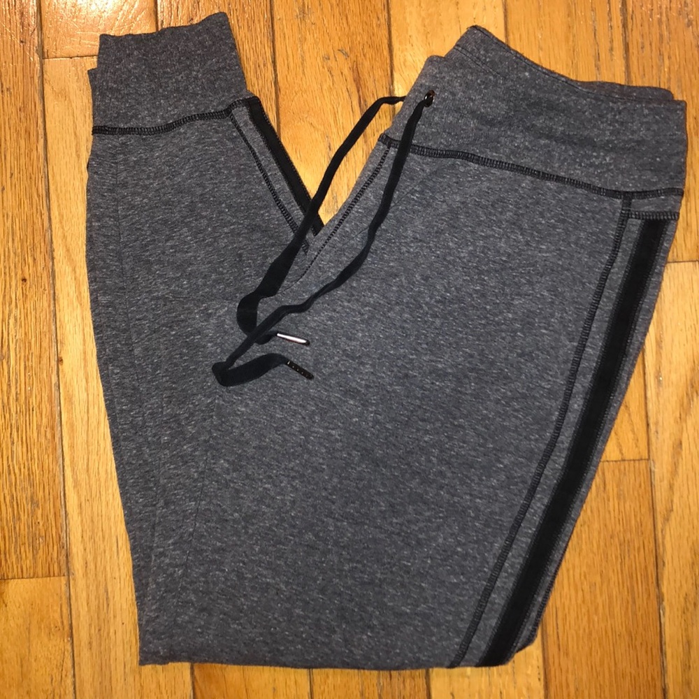 Athleta Women’s Gray Jogger Sweatpants